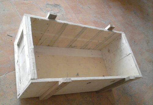 胶合板木箱有哪些特性？为什么我们要选择胶合板木箱？